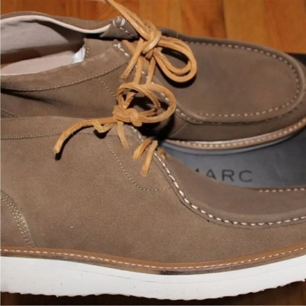 ANDREW MARC HAVEN CARIBOU/ WHITE/DK CYMBAL CHUKKA SUEDE LACE UP BOOT size 13